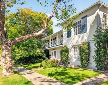 9928 Robbins Drive - Photo Thumbnail 69