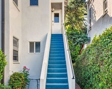 9928 Robbins Drive - Photo Thumbnail 58