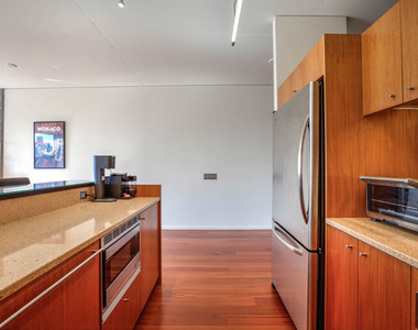 1155 S Grand Avenue - Photo Thumbnail 9