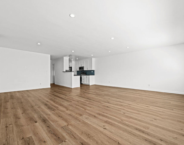 136 S Palm Drive - Photo Thumbnail 1
