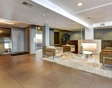 141 S Clark Drive - Photo Thumbnail 15