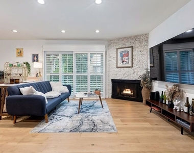 141 S Clark Drive - Photo Thumbnail 17