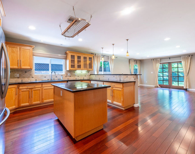 4167 Klump Avenue - Photo Thumbnail 6