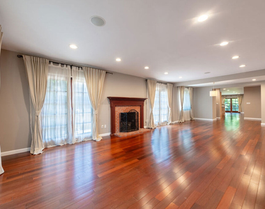4167 Klump Avenue - Photo Thumbnail 3