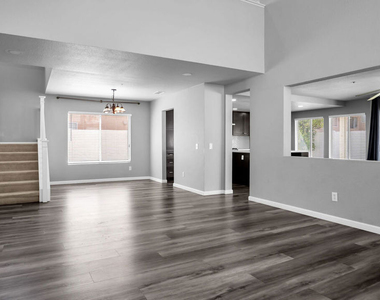14253 Stanislaus Court - Photo Thumbnail 15