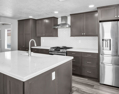 14253 Stanislaus Court - Photo Thumbnail 45