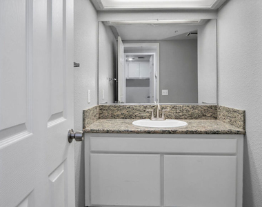 14253 Stanislaus Court - Photo Thumbnail 42