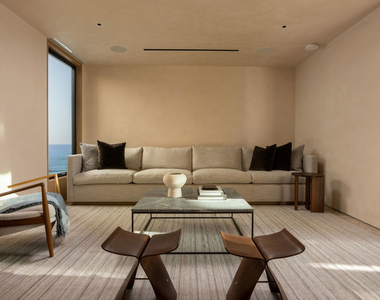 31388 Broad Beach Road - Photo Thumbnail 9
