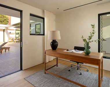 31388 Broad Beach Road - Photo Thumbnail 27