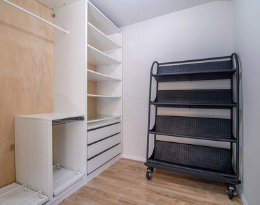 1159 S Hayworth Avenue - Photo Thumbnail 17