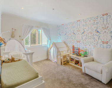 1278 S Camden Drive - Photo Thumbnail 8