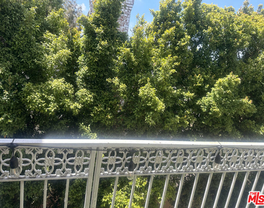 1278 S Camden Drive - Photo Thumbnail 19