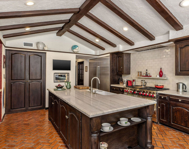 17447 Camino De Yatasto - Photo Thumbnail 9
