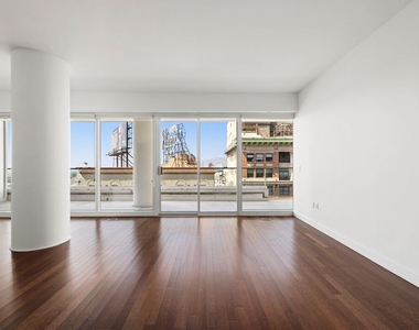 6250 Hollywood Boulevard - Photo Thumbnail 16