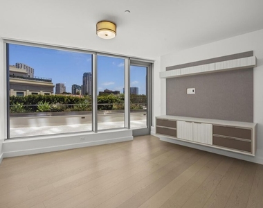888 W E Street - Photo Thumbnail 19