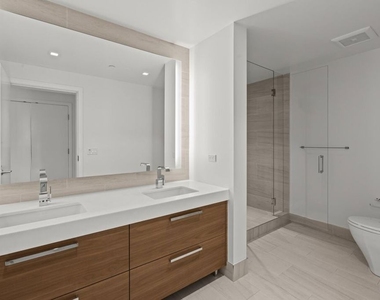 888 W E Street - Photo Thumbnail 21