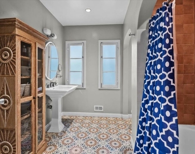 9002 Norma Place - Photo Thumbnail 13
