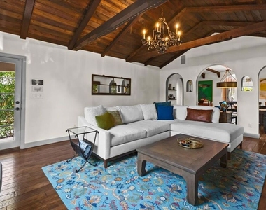 9002 Norma Place - Photo Thumbnail 3