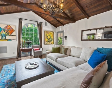 9002 Norma Place - Photo Thumbnail 5
