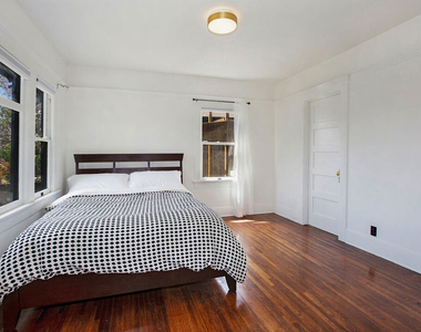 1421 N Alvarado Street - Photo Thumbnail 15