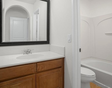 644 Hatfield Dr - Photo Thumbnail 26