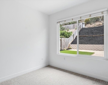 1507 Lower Lake Court - Photo Thumbnail 19