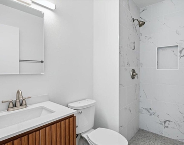 1507 Lower Lake Court - Photo Thumbnail 10