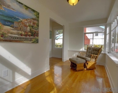 3970 Harney St - Photo Thumbnail 11