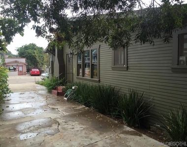 3970 Harney St - Photo Thumbnail 5