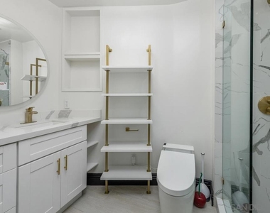 602 W Fir St - Photo Thumbnail 13