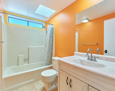 401 E Vista Chino - Photo Thumbnail 33