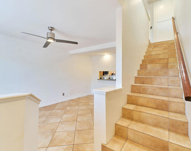 401 E Vista Chino - Photo Thumbnail 17