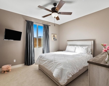 48219 Newport Bridge Place - Photo Thumbnail 27