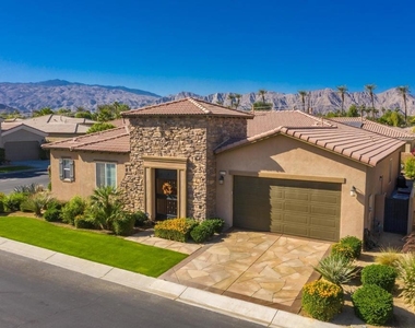 48219 Newport Bridge Place - Photo Thumbnail 4