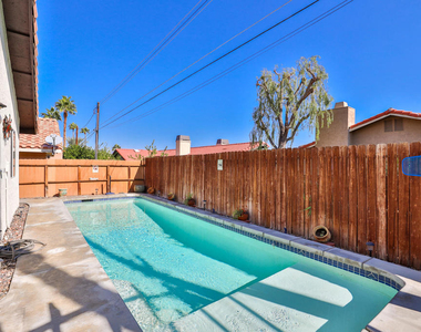 53390 Avenida Navarro - Photo Thumbnail 3