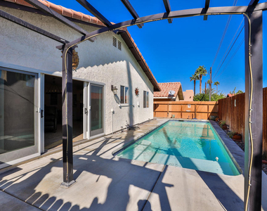53390 Avenida Navarro - Photo Thumbnail 5