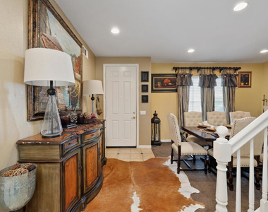 42753 Della Place - Photo Thumbnail 2