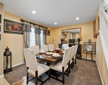42753 Della Place - Photo Thumbnail 1