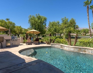 80706 Hermitage - Photo Thumbnail 6
