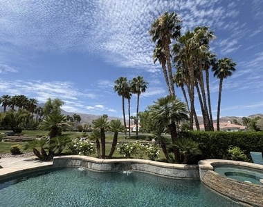 80706 Hermitage - Photo Thumbnail 1