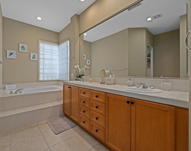 80706 Hermitage - Photo Thumbnail 31