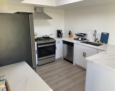 49058 Wayne Street - Photo Thumbnail 7