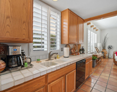 54605 Avenue Vallejo - Photo Thumbnail 5