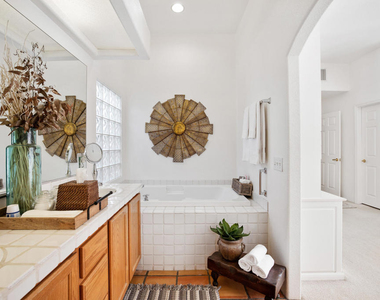 54605 Avenue Vallejo - Photo Thumbnail 23
