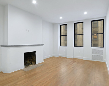 Madison Avenue - Photo Thumbnail 1