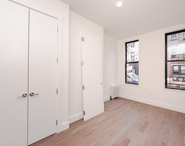 305 Harman St 11237 - Photo Thumbnail 2