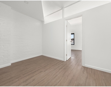 119 South St - Photo Thumbnail 1