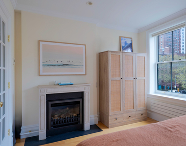 152 Ninth Ave - Photo Thumbnail 9