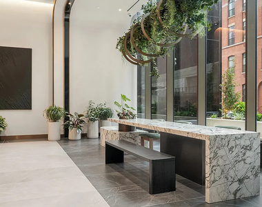 20 Rockwell Pl - Photo Thumbnail 9