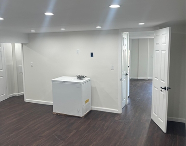 326 Union Avenue - Photo Thumbnail 1